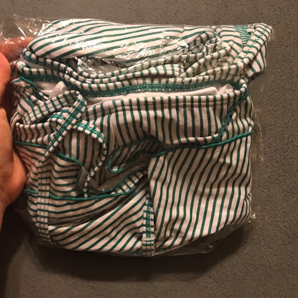 NEW Striped Ruffle Bikini - Picture 6 of 16